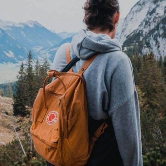 florian-weichelt-oBUkiqaSEME-unsplash copy